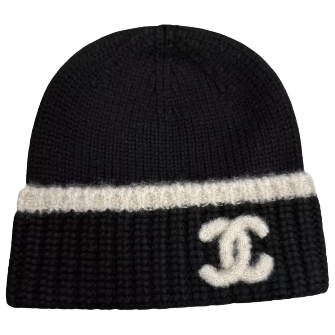 Chanel Beanie Black