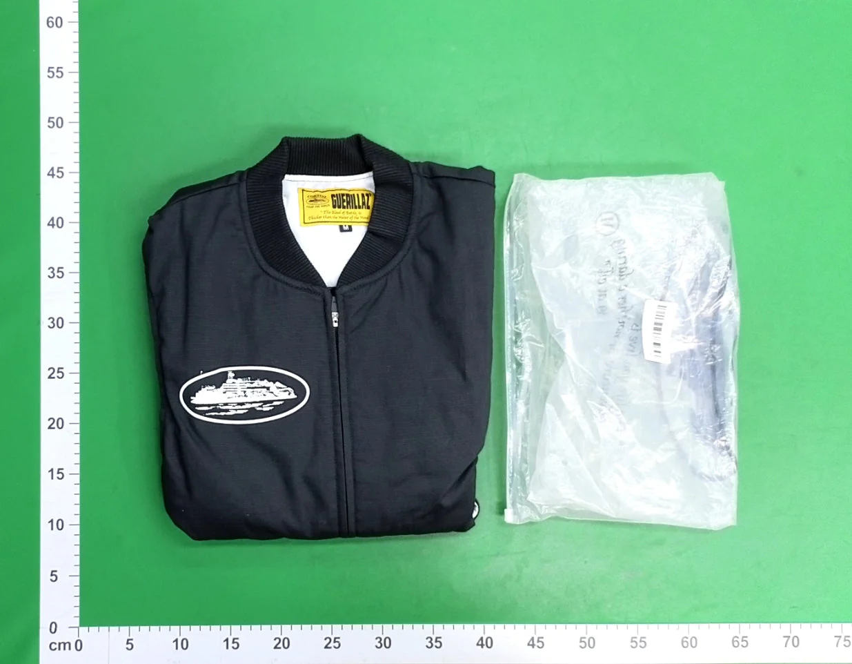 Corteiz Guerillaz Quilted Vest - Image 3