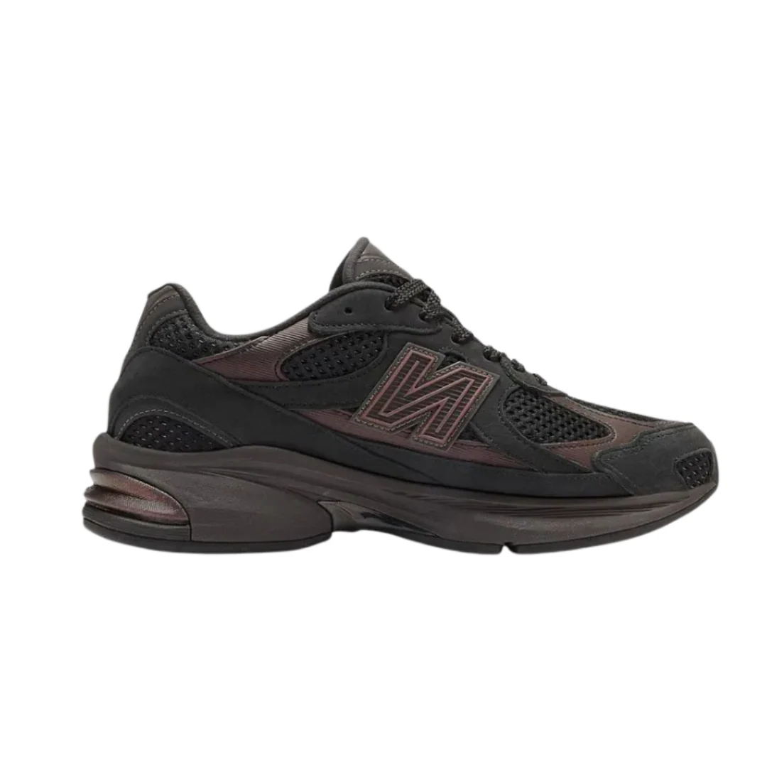New Balance 2010 Black Brown