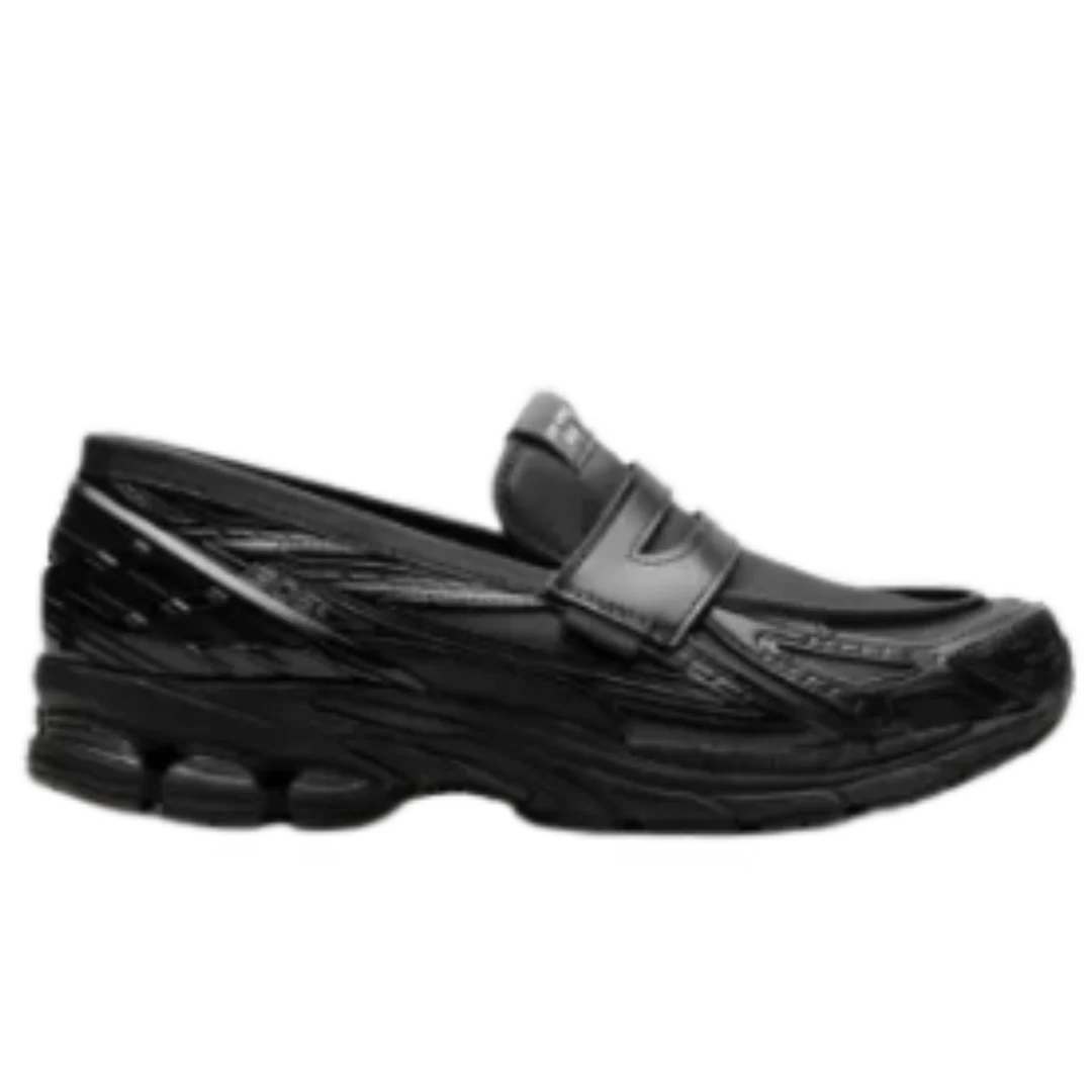 New Balance U1906L Shiny Black Sneaker